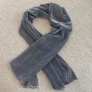 Saldarini Elegant Shimmery Scarf